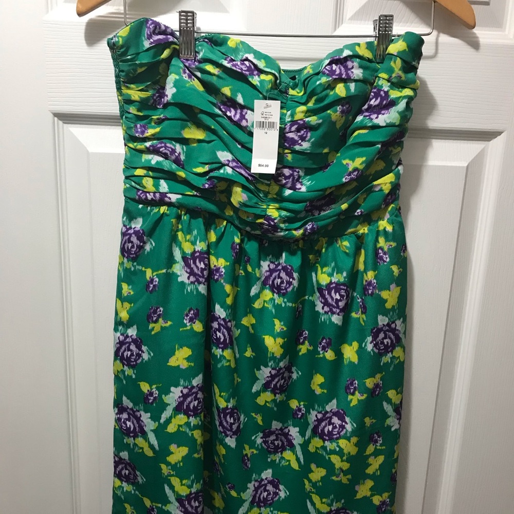 Mini floral strapless dress